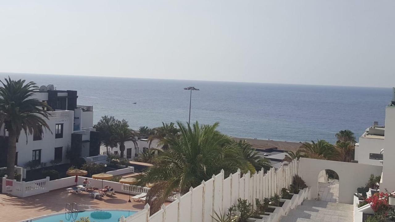 Vivienda Tauro Apartment Puerto del Carmen  Exterior photo
